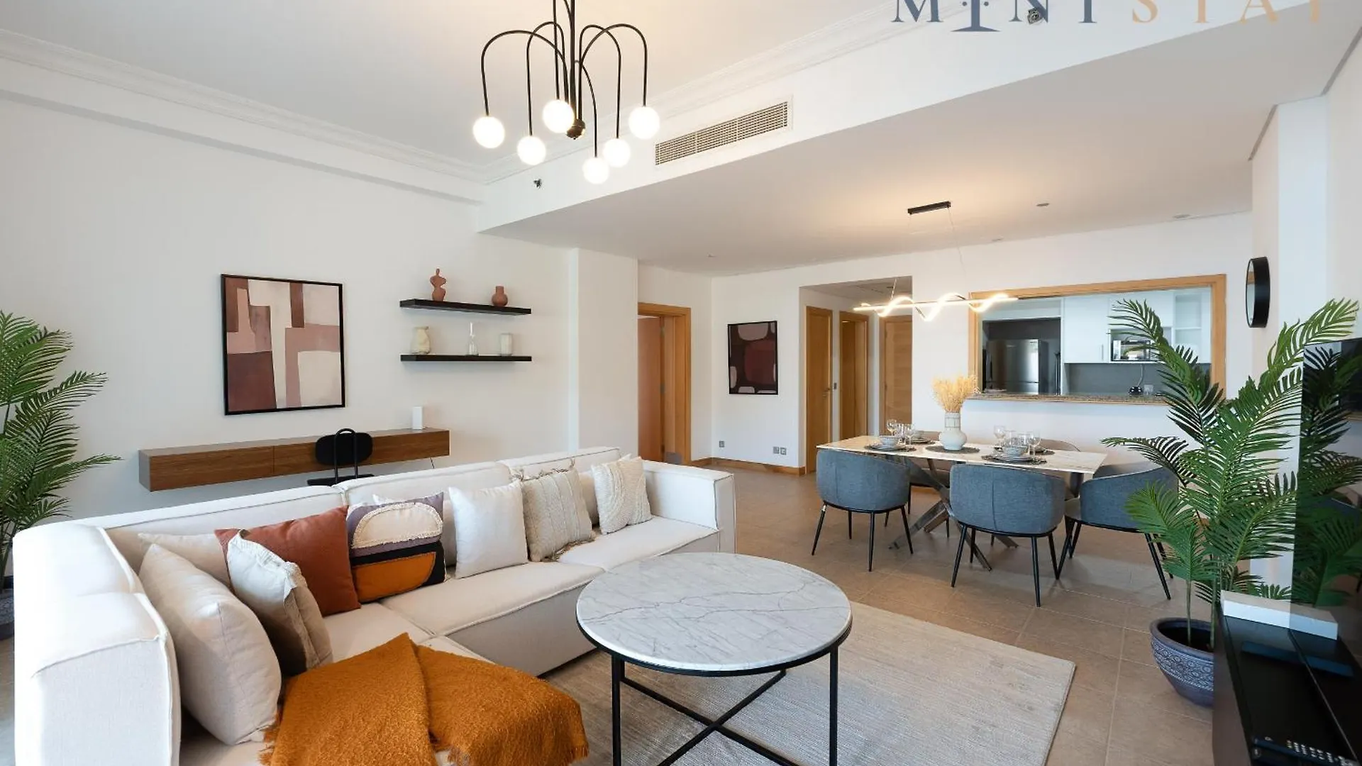 Shoreline 7, Palm Jumeirah - Mint Stay Dubai
