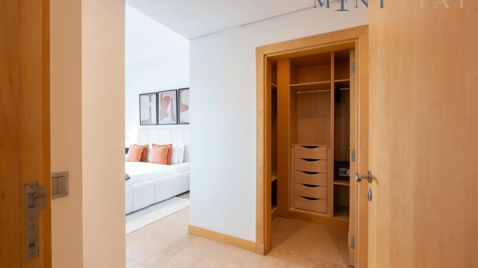 Shoreline 7, Palm Jumeirah - Mint Stay Dubai Apartamento