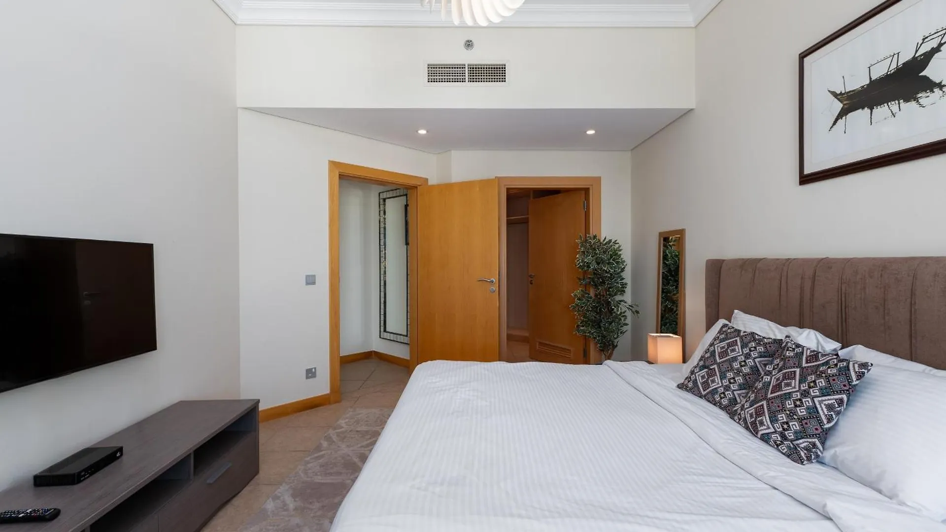 Shoreline 7, Palm Jumeirah - Mint Stay Dubai Apartamento